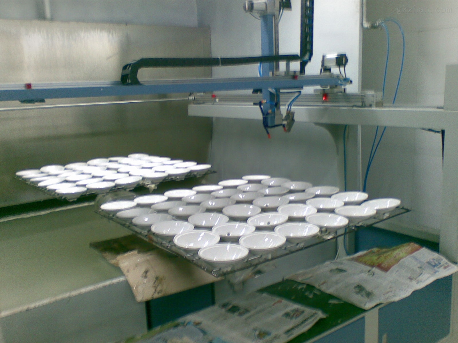 在線四軸往復噴涂機